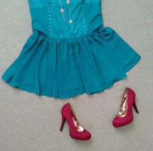 Mossimo Rich Magenta 4" heels Size 6